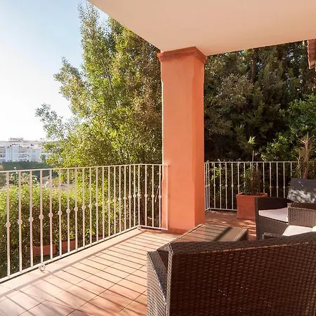 Pilar Villa *